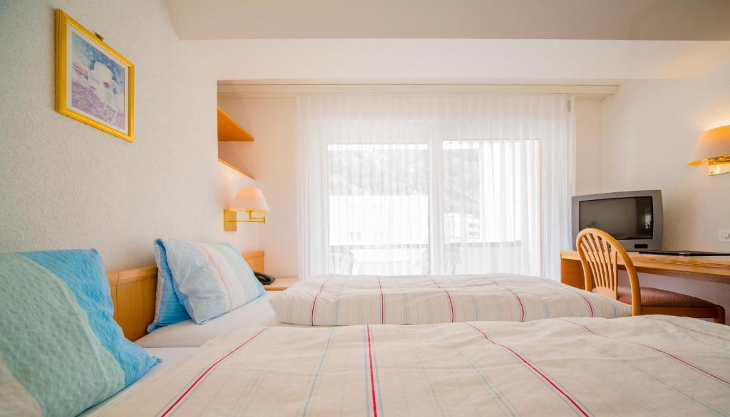 Hotel Heilquelle-Leukerbad-Therme 객실 사진