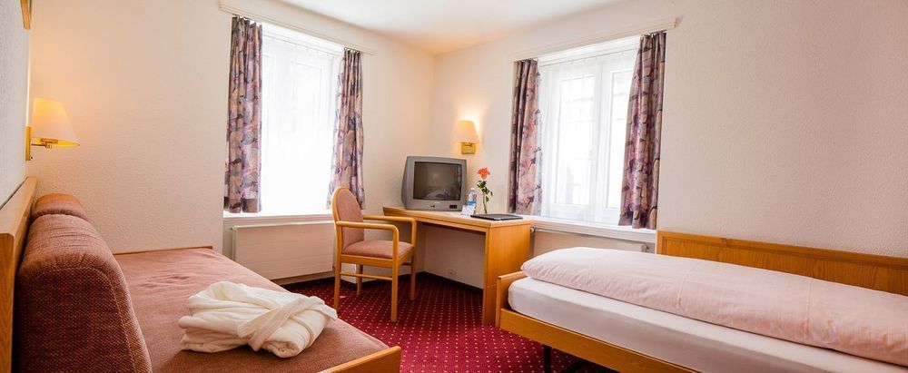 Hotel Heilquelle-Leukerbad-Therme 외부 사진